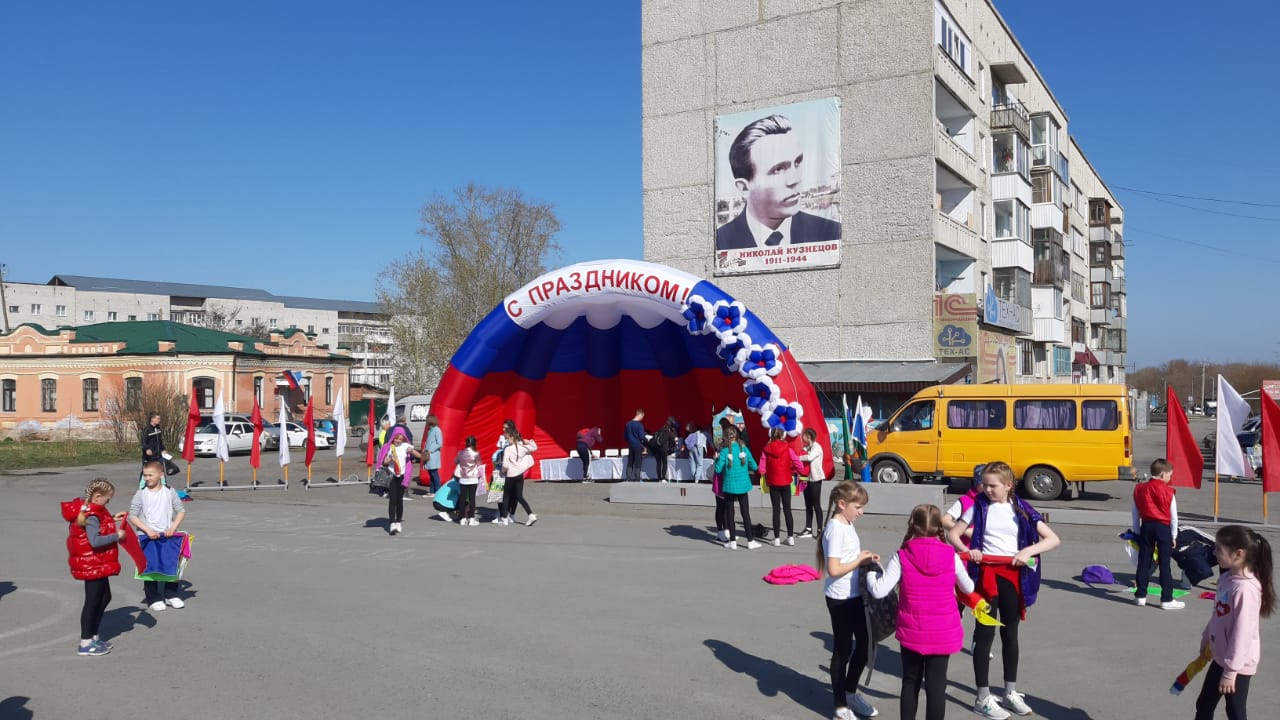 Праздничное оформление Дня России в городе Талица